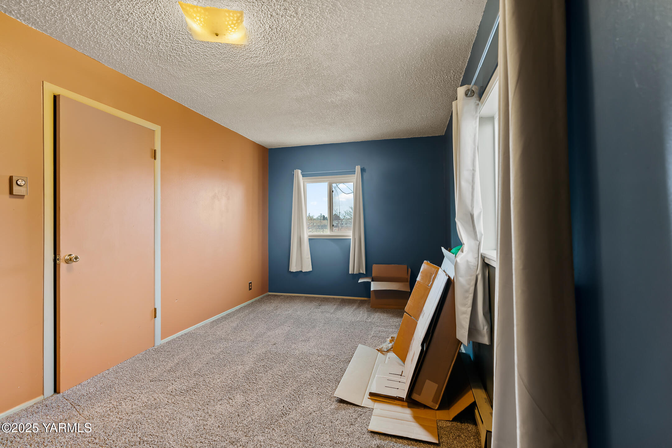 1803 Riverside Road Yakima, WA 98901 - Photo 16 of 53 a view of a room with gym equipment