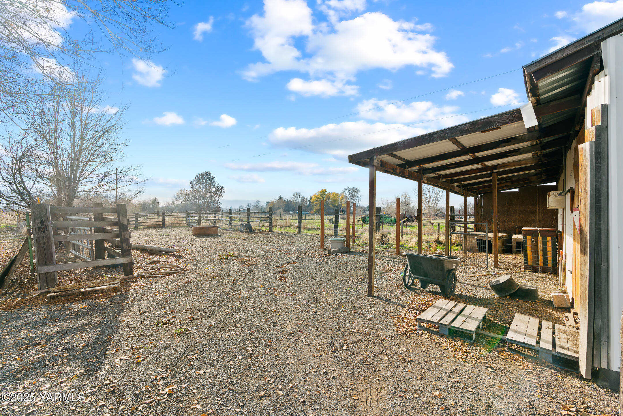 1803 Riverside Road Yakima, WA 98901 - Photo 37 of 53 a view of a terrace with outdoor space
