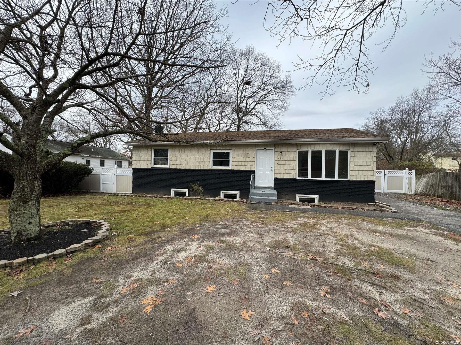 295 Commack Road Shirley, NY 11967 - Photo 1 of 1 Gallery Image 1
