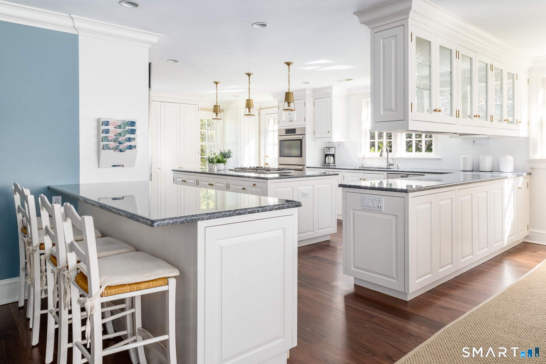 290 Lyons Plain Road Weston, CT 06883 - Photo 12 of 40