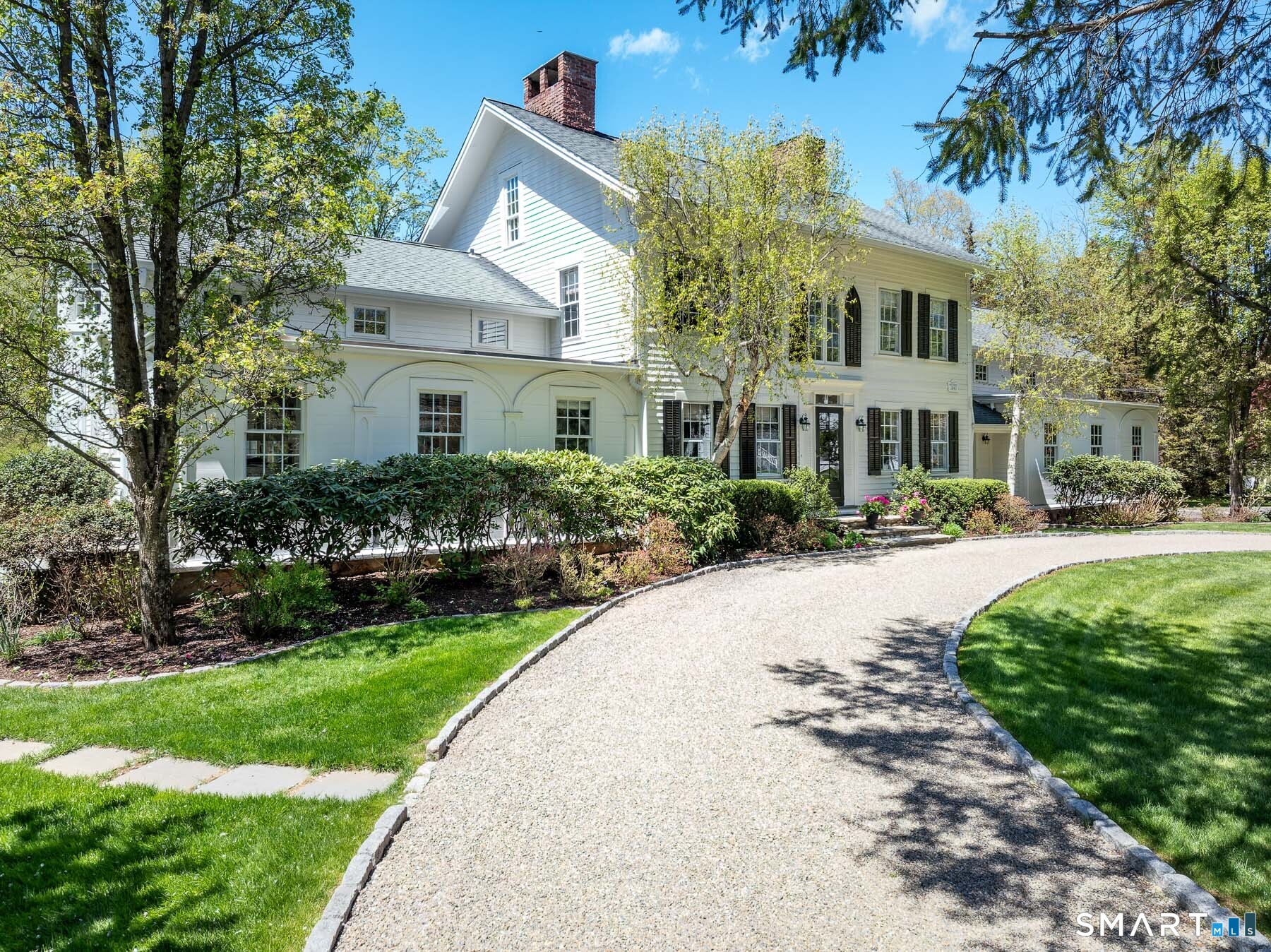 290 Lyons Plain Road Weston, CT 06883 - Photo 2 of 40