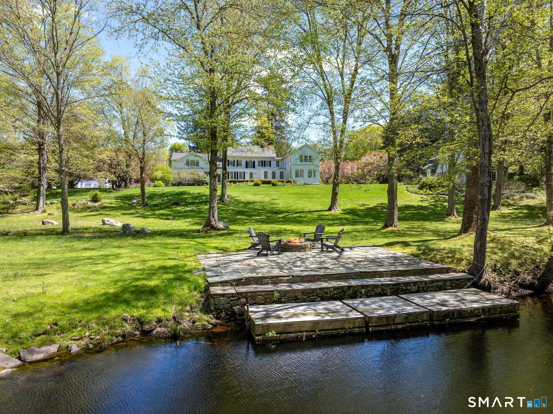 290 Lyons Plain Road Weston, CT 06883 - Photo 4 of 40
