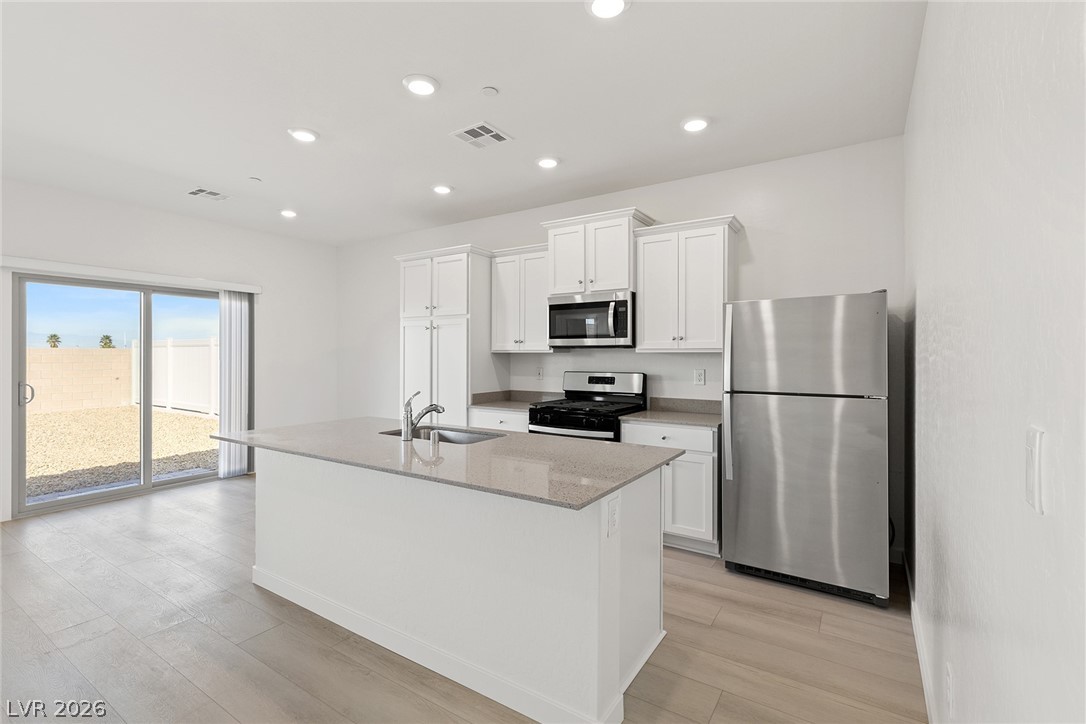 2727 Amelia Pointe Street Las Vegas, NV 89156 - Photo 3 of 12