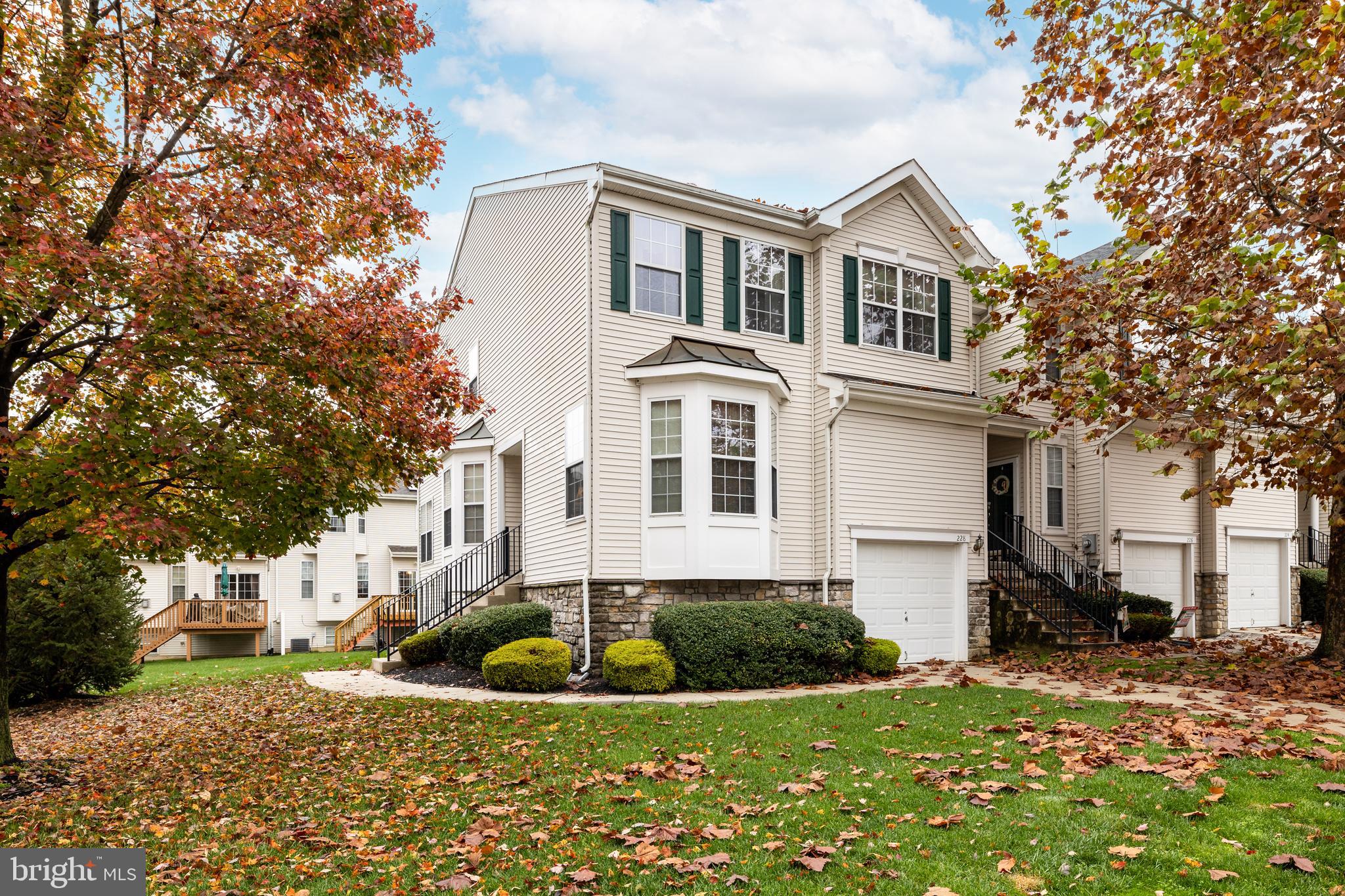 228 Hawthorne Way Delran, NJ 08075 - Photo 1 of 36 Gallery Image 1
