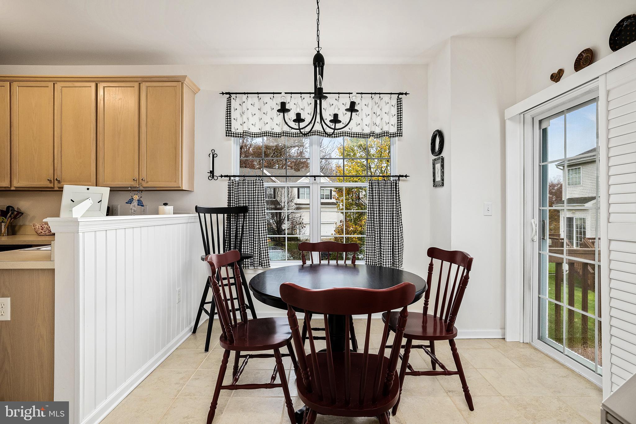 228 Hawthorne Way Delran, NJ 08075 - Photo 11 of 36 Gallery Image 11