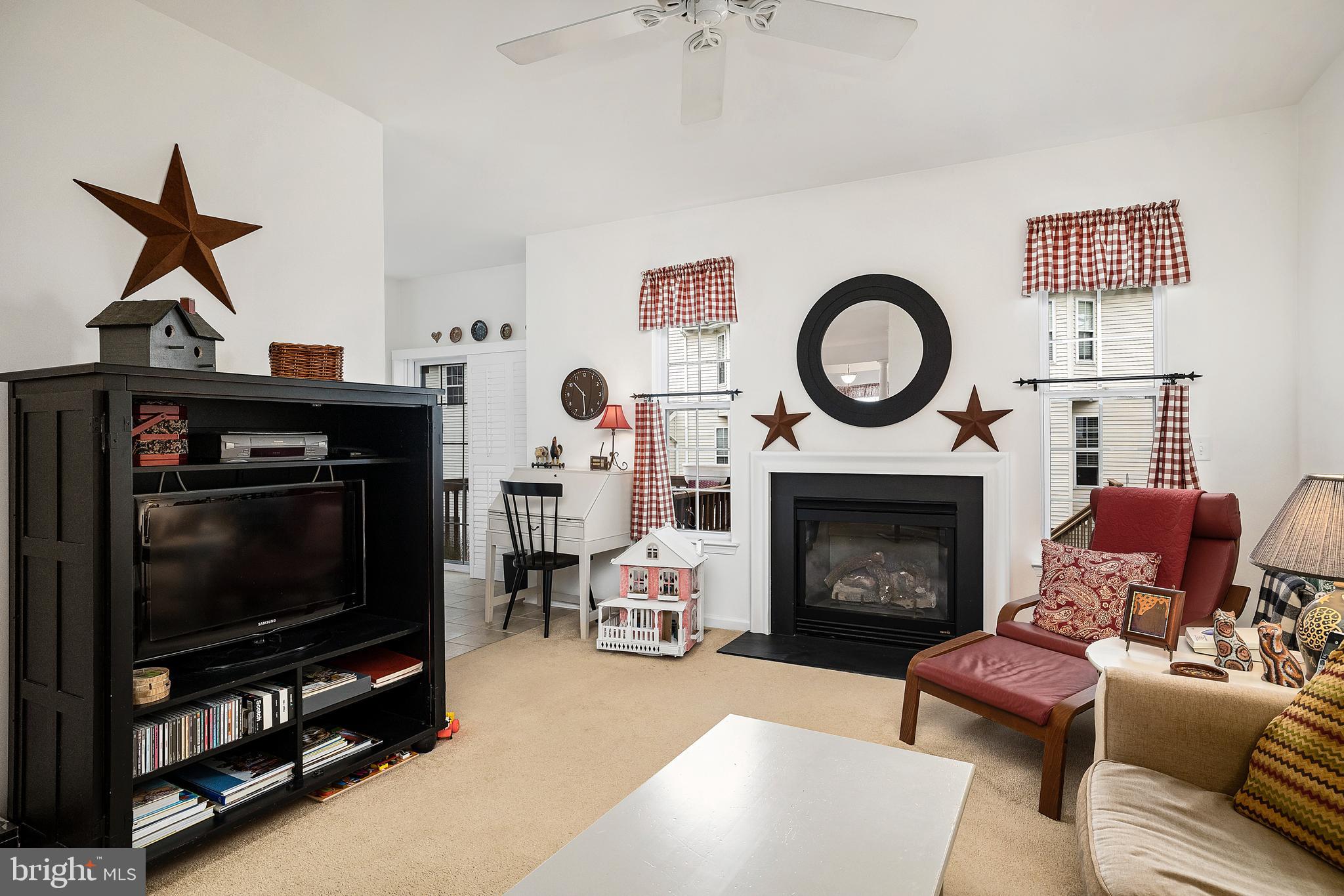 228 Hawthorne Way Delran, NJ 08075 - Photo 13 of 36 Gallery Image 13