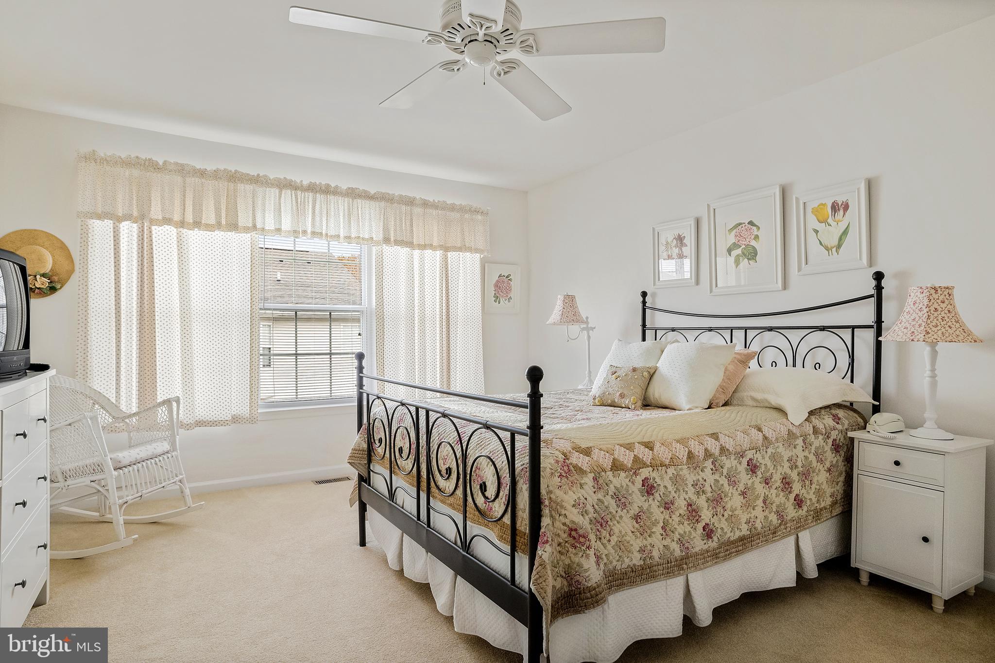 228 Hawthorne Way Delran, NJ 08075 - Photo 21 of 36 Gallery Image 21