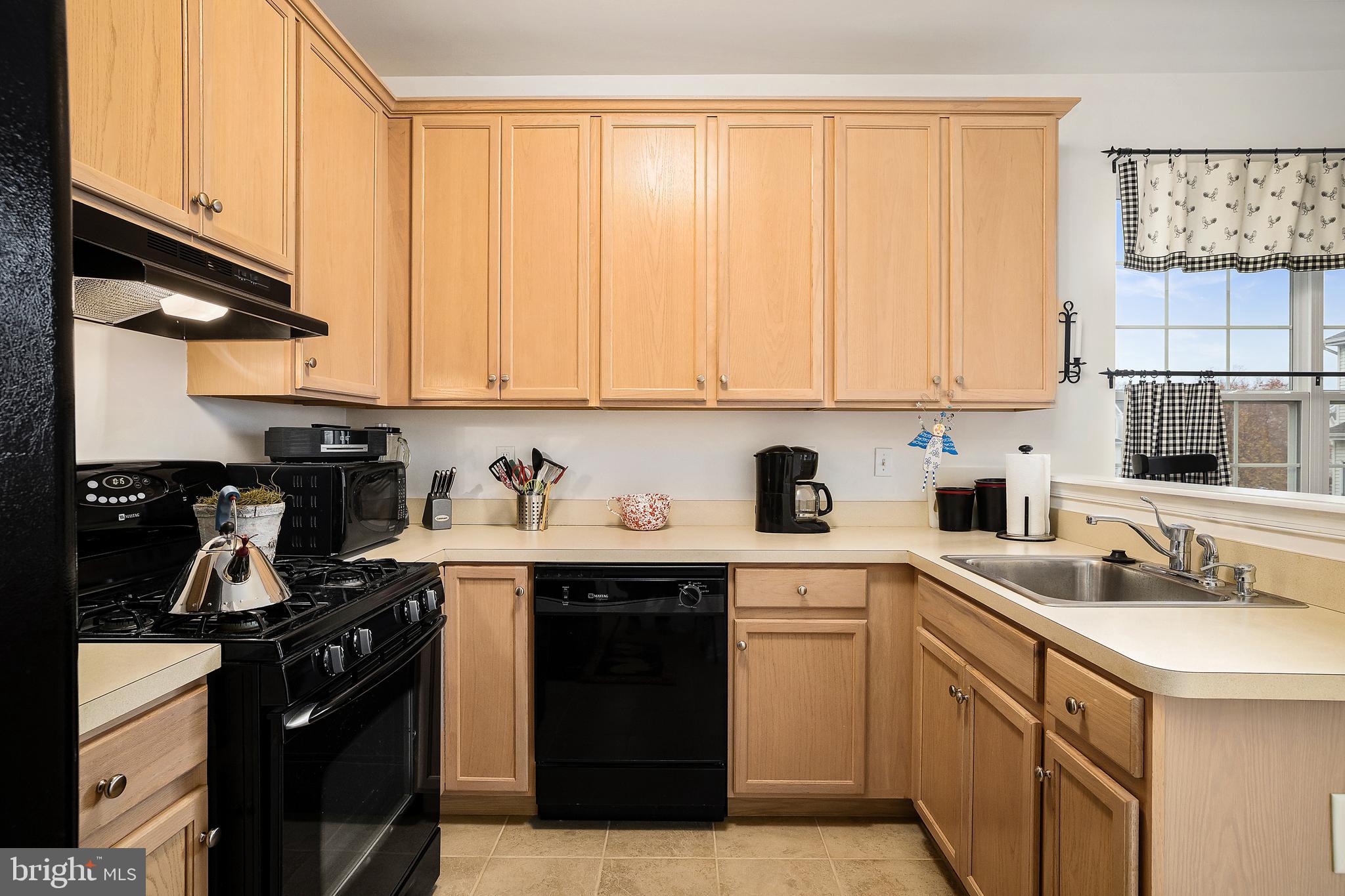 228 Hawthorne Way Delran, NJ 08075 - Photo 9 of 36 Gallery Image 9