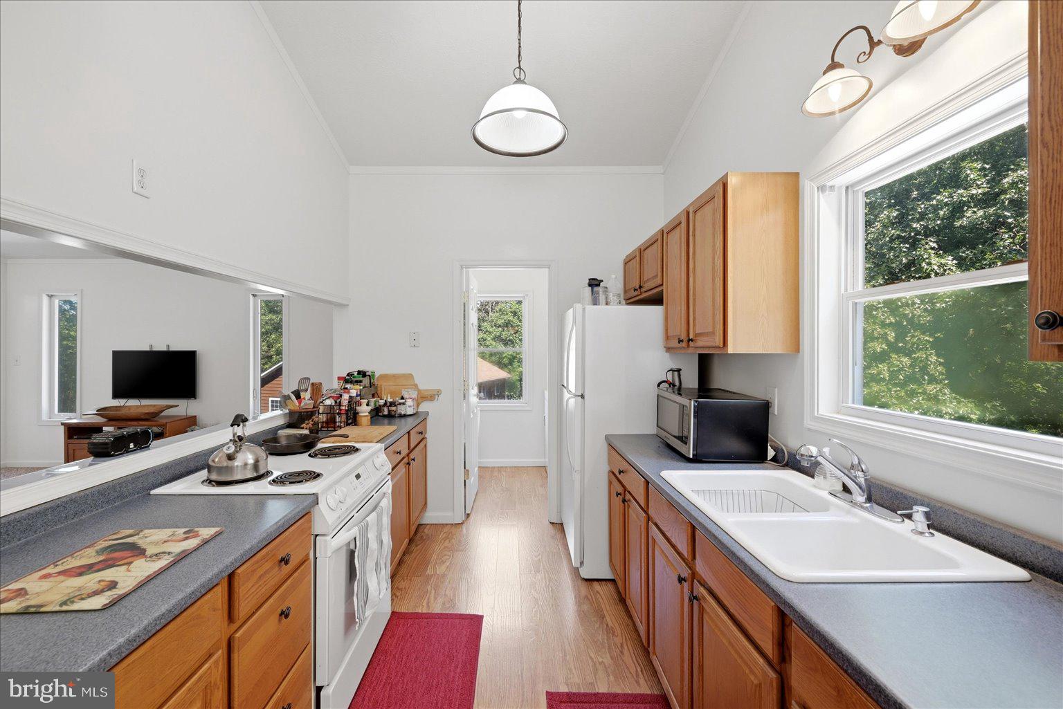 323 South Timber Ridge Road Cross Junction, VA 22625 - Photo 79 of 109 Bright and inviting kitchen space.