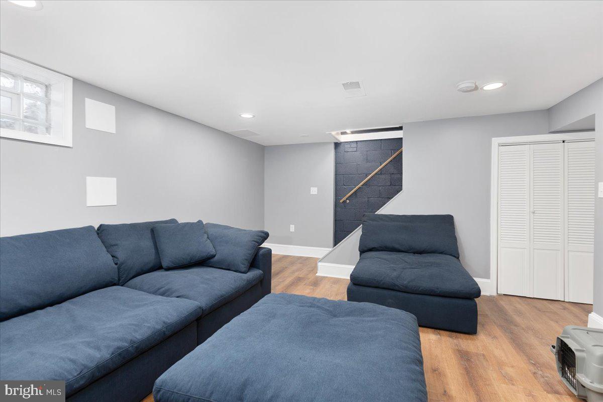 1921 Swansea Road Baltimore, MD 21239 - Photo 15 of 32