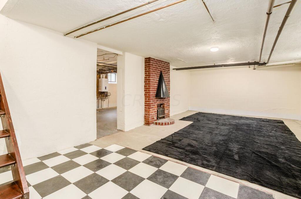 2036 Westover Road Columbus, OH 43221 - Photo 45 of 54 44