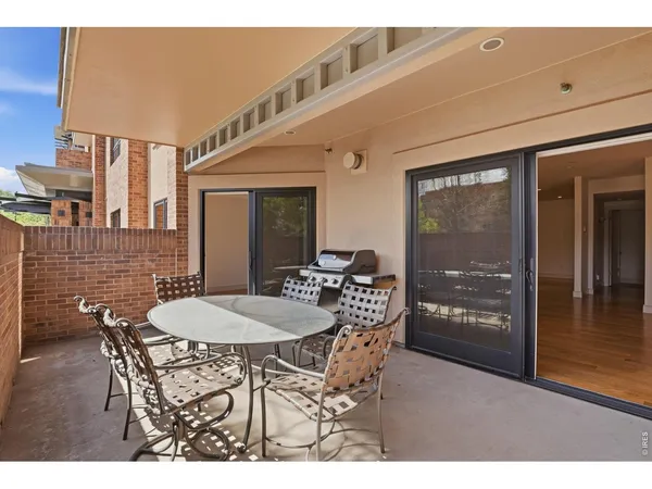 a view of a outdoor space with lounge chair
