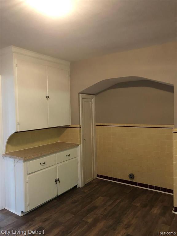 19620 Roslyn Road Detroit, MI 48221 - Photo 19 of 46