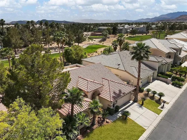 $3,600 | 351 Arbor Garden Avenue, Las Vegas, NV 89148