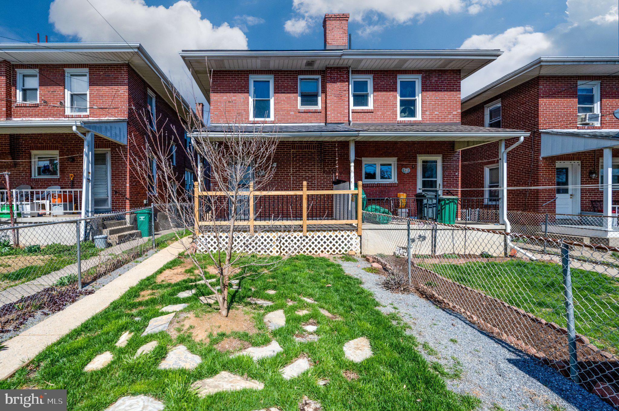 1336 Fern Avenue Reading, PA 19607 - Photo 19 of 21 Charming brick duplex with green space.