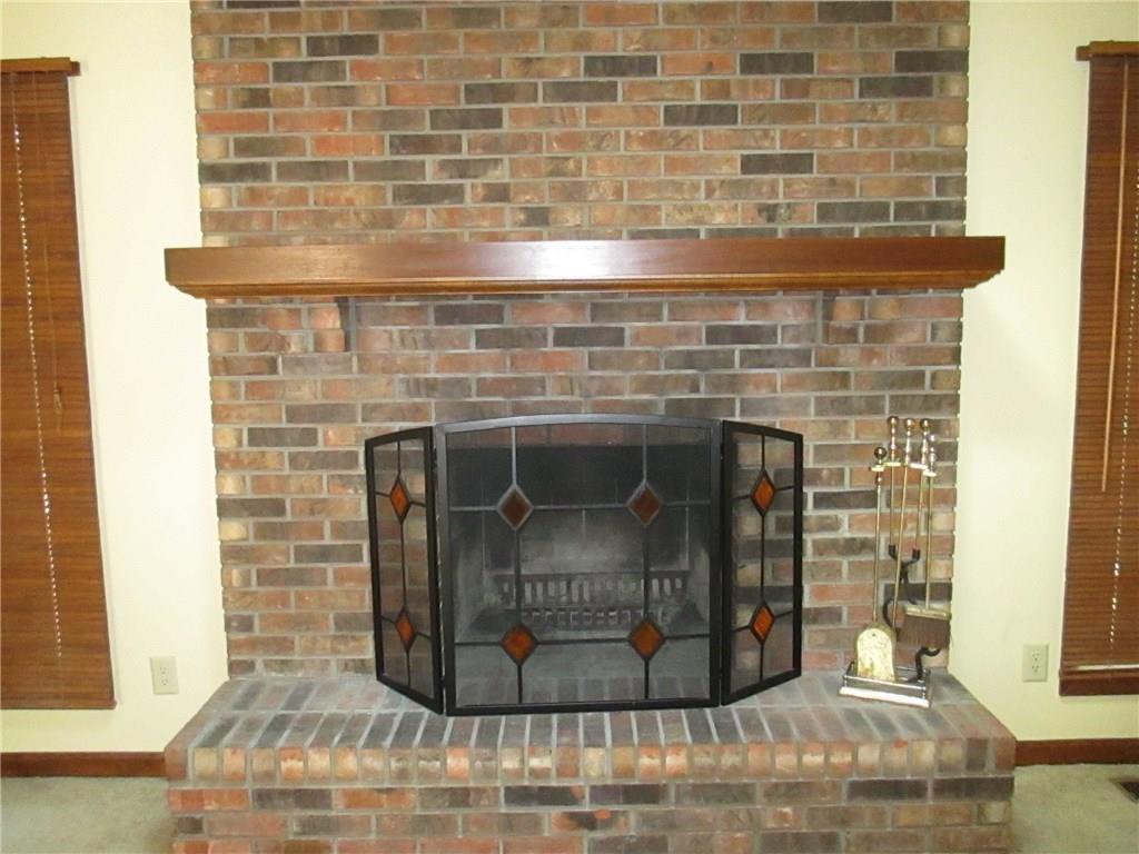 5566 RidgeHill Way Avon, IN 46123 - Photo 3 of 18 Gallery Image 3