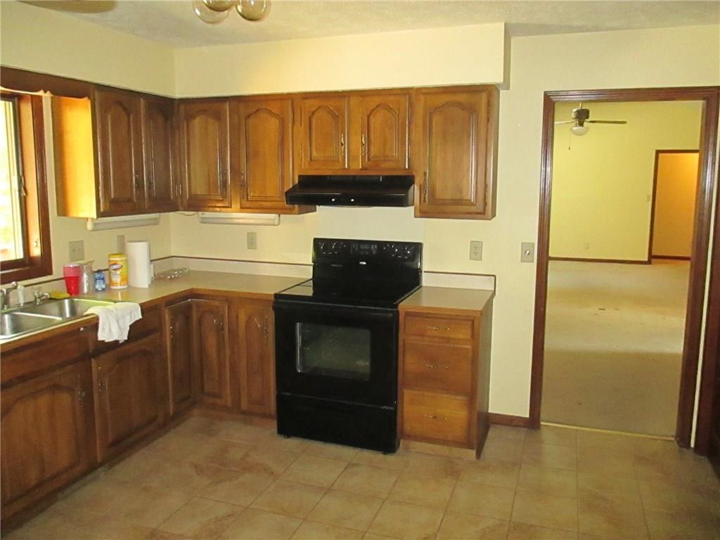 5566 RidgeHill Way Avon, IN 46123 - Photo 5 of 18 Gallery Image 5