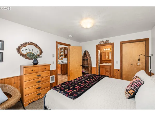 $449,000 | 54444 McKenzie River Drive, Blue River, OR 97413