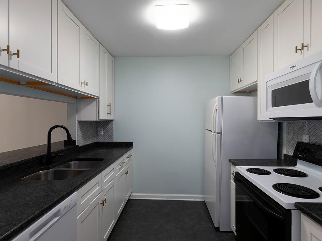 3655 Habersham Road Northeast, Unit 352 Atlanta, GA 30305 - Photo 7 of 22