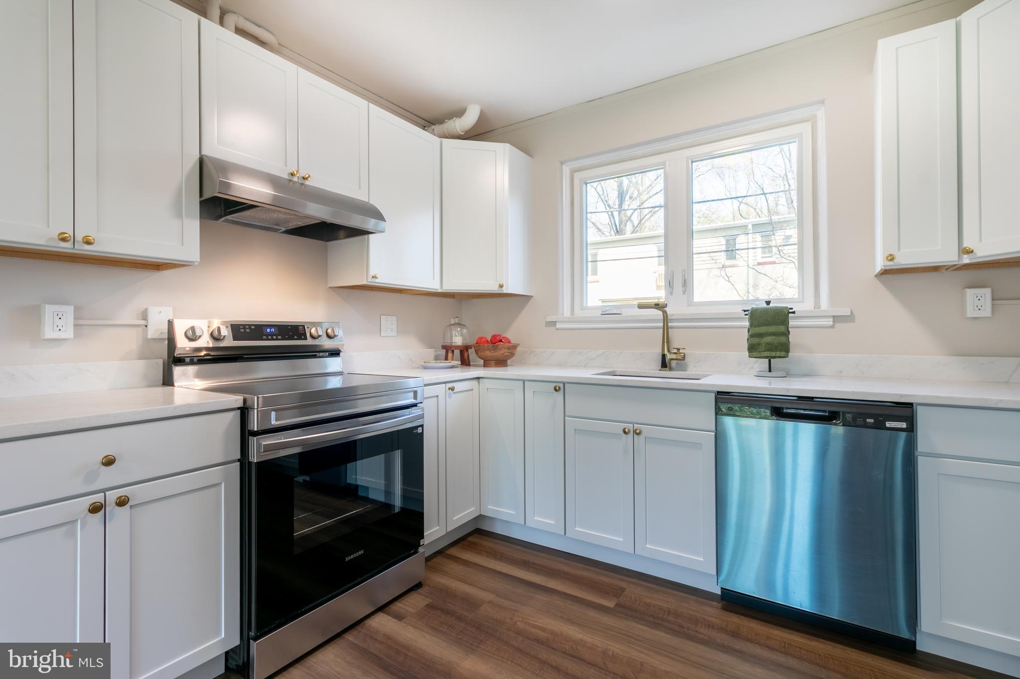 4 Ridge Road Greenbelt, MD 20770 - Photo 12 of 33