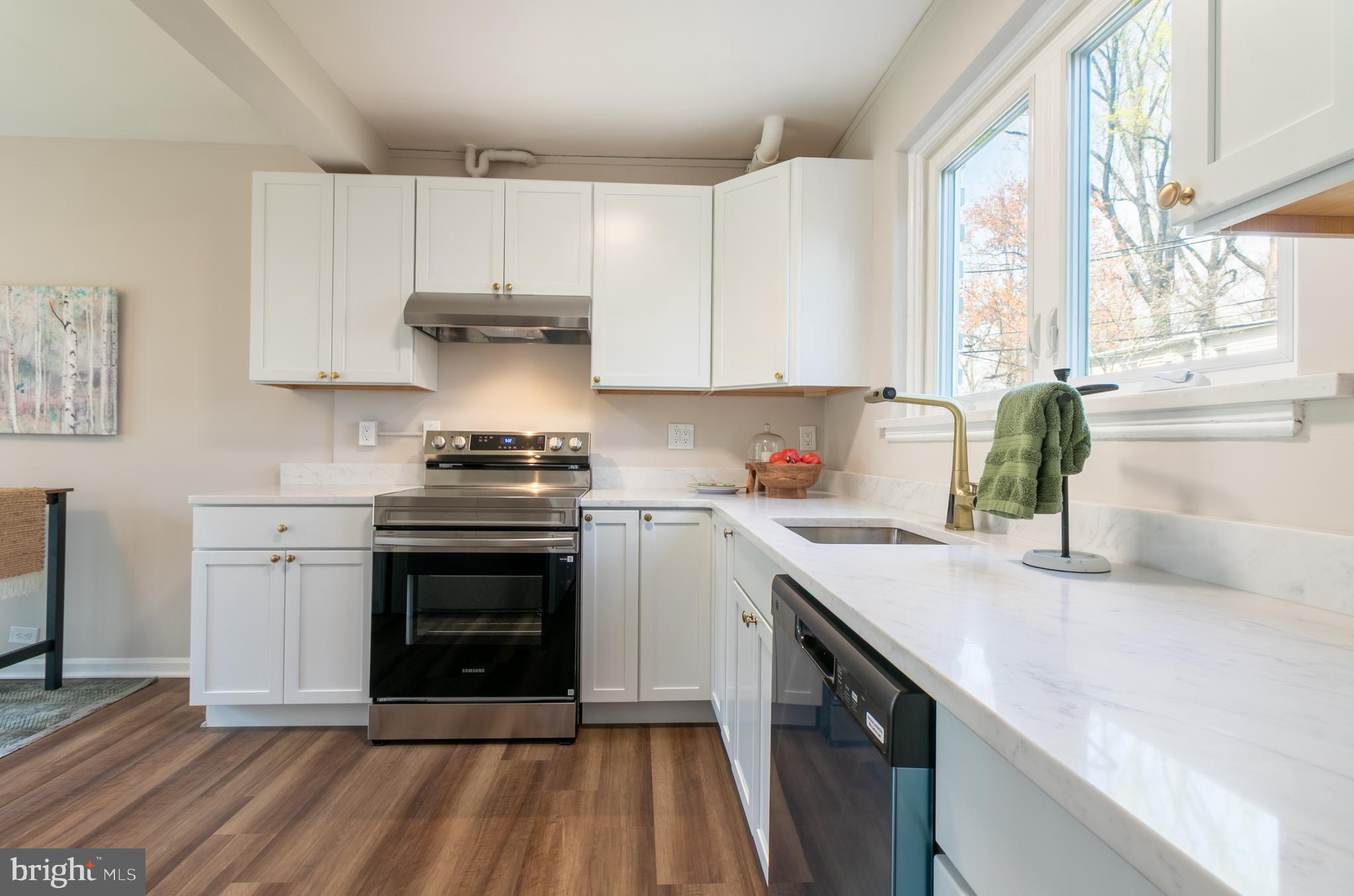 4 Ridge Road Greenbelt, MD 20770 - Photo 18 of 33