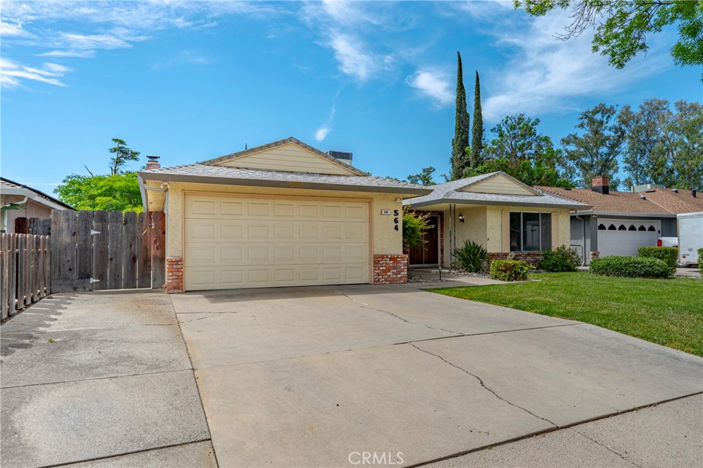 564 Della Court Merced, CA 95348 - Photo 4 of 43