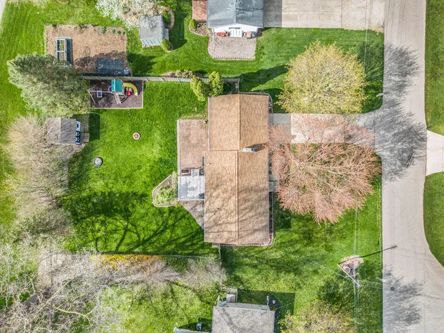 $375,000 | 640 Summerset Drive, Jenison, MI 49428