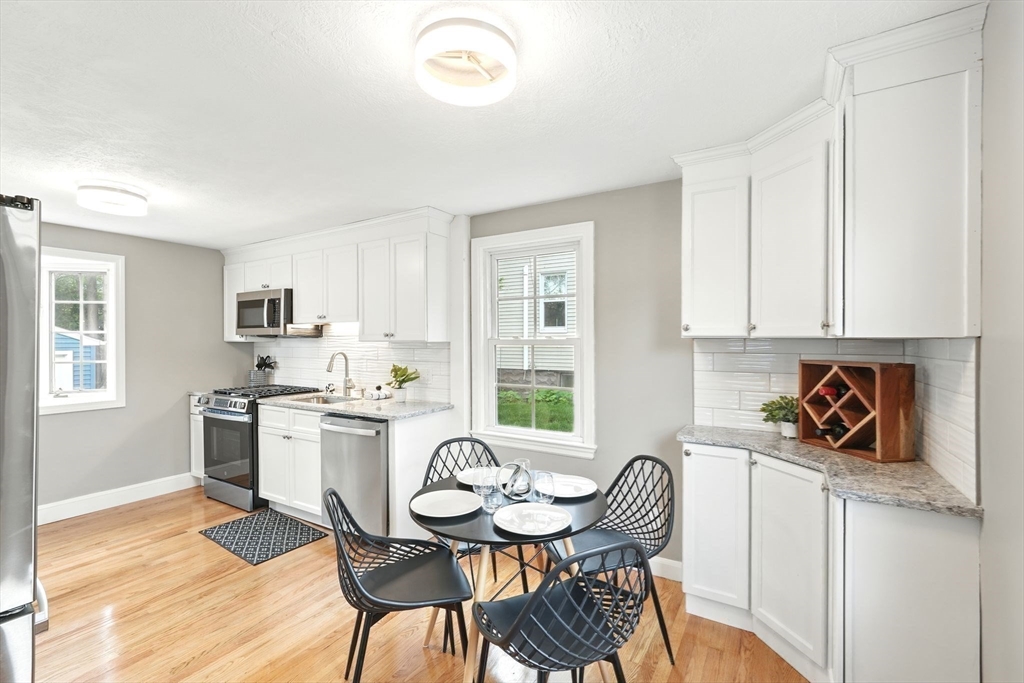 132 Nelson Street West Springfield, MA 01089 - Photo 15 of 36