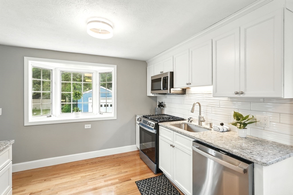 132 Nelson Street West Springfield, MA 01089 - Photo 16 of 36