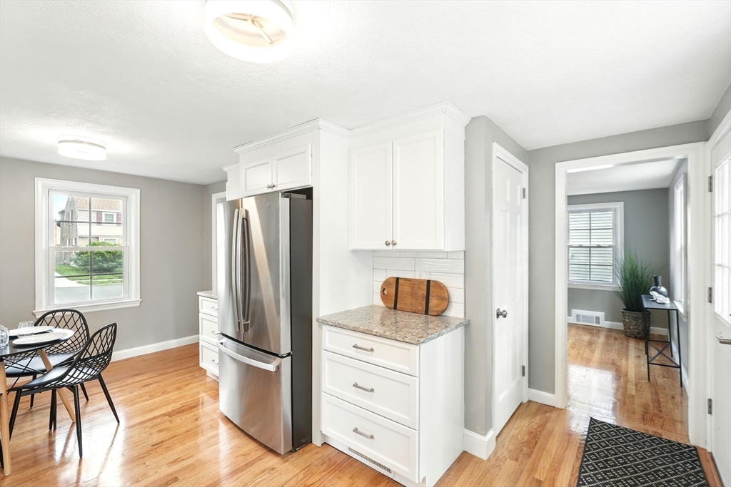 132 Nelson Street West Springfield, MA 01089 - Photo 17 of 36