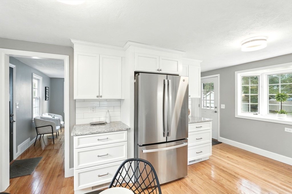 132 Nelson Street West Springfield, MA 01089 - Photo 19 of 36