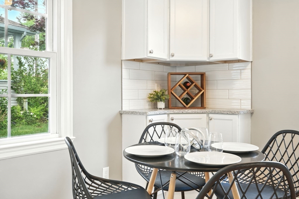 132 Nelson Street West Springfield, MA 01089 - Photo 20 of 36