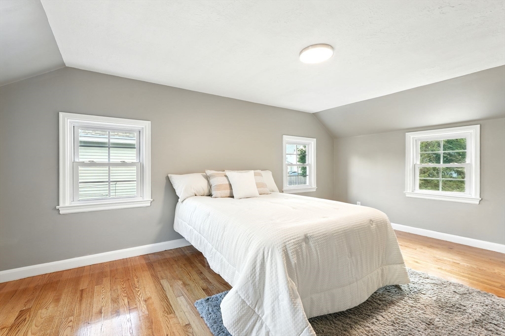 132 Nelson Street West Springfield, MA 01089 - Photo 26 of 36