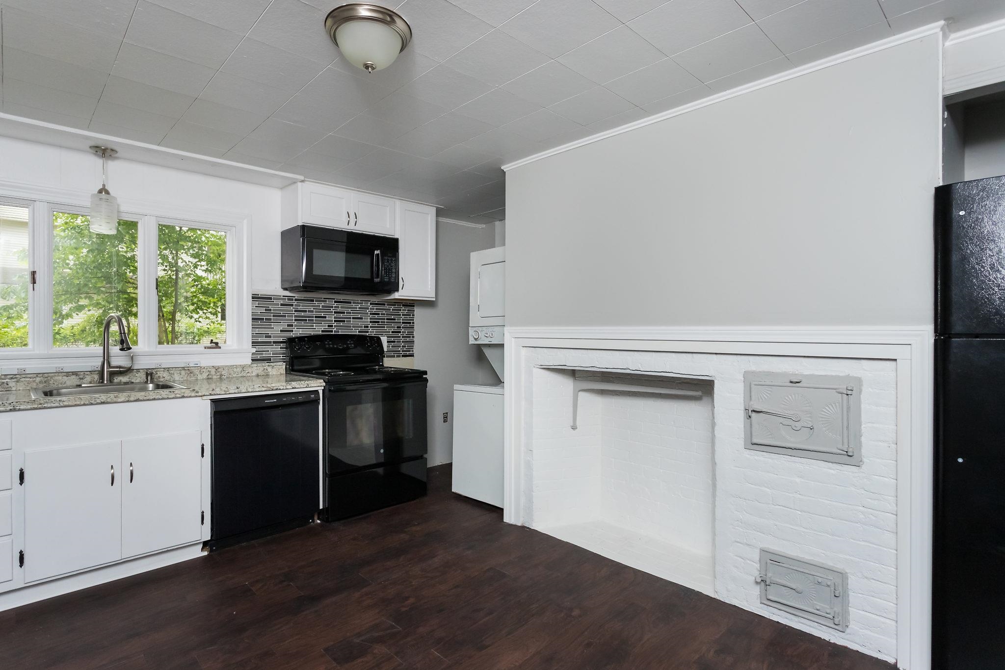 137 Locust Street, Unit A Dover, NH 03820 - Photo 1 of 19