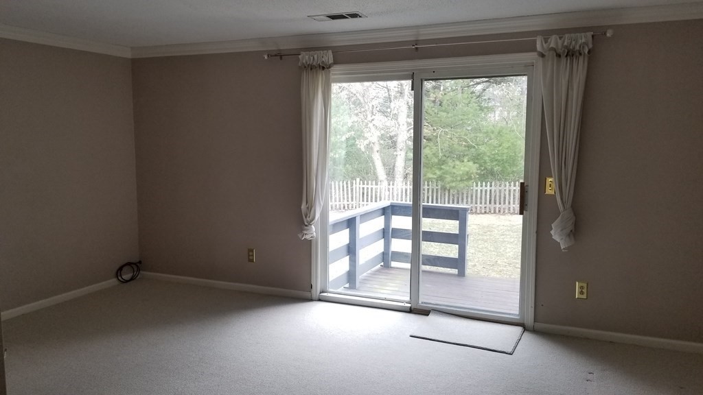 638 Maple Brook Road, Unit 638 Bellingham, MA 02019 - Photo 5 of 16 Gallery Image 5