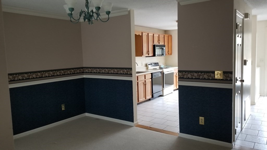 638 Maple Brook Road, Unit 638 Bellingham, MA 02019 - Photo 6 of 16 Gallery Image 6