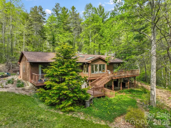 $954,000 | 120 Carter Cove Road, Asheville, NC 28804