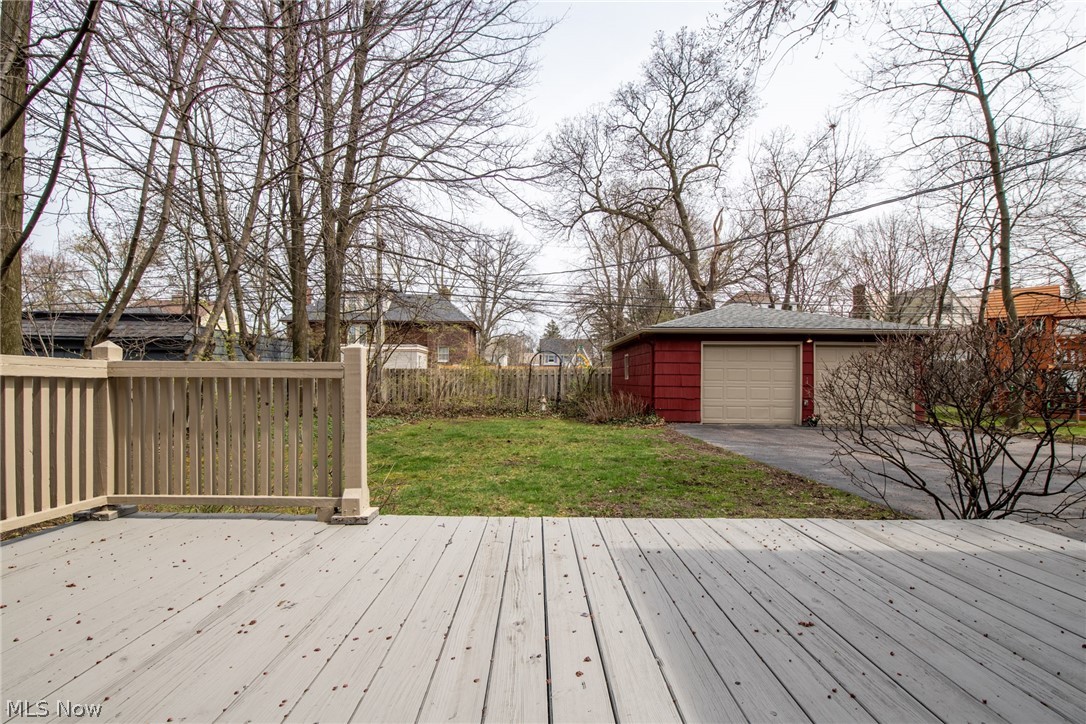 3297 Chadbourne Road Cleveland, OH 44120 - Photo 32 of 34