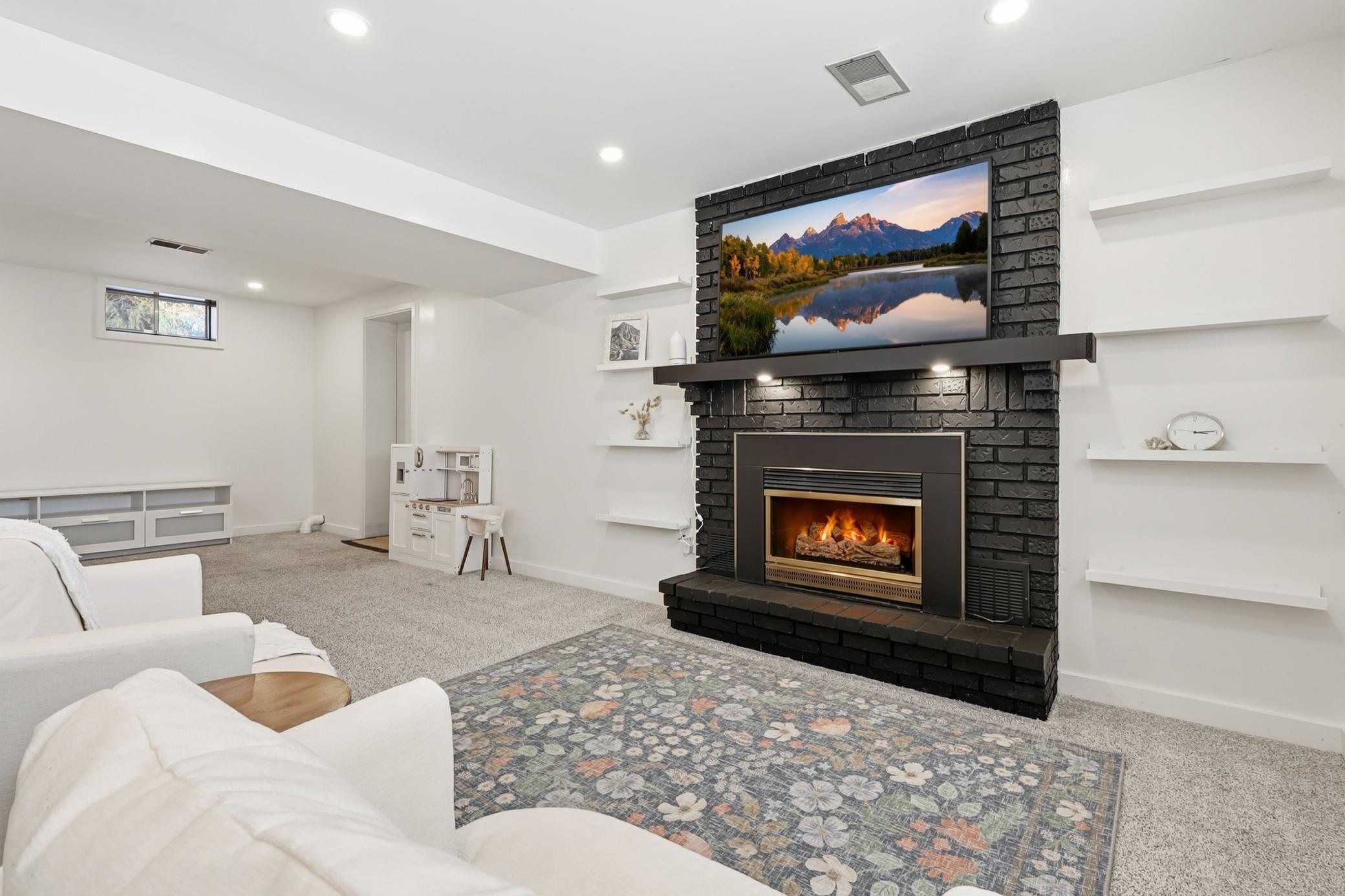 4222 Fairview Avenue Hopkins, MN 55343 - Photo 20 of 35