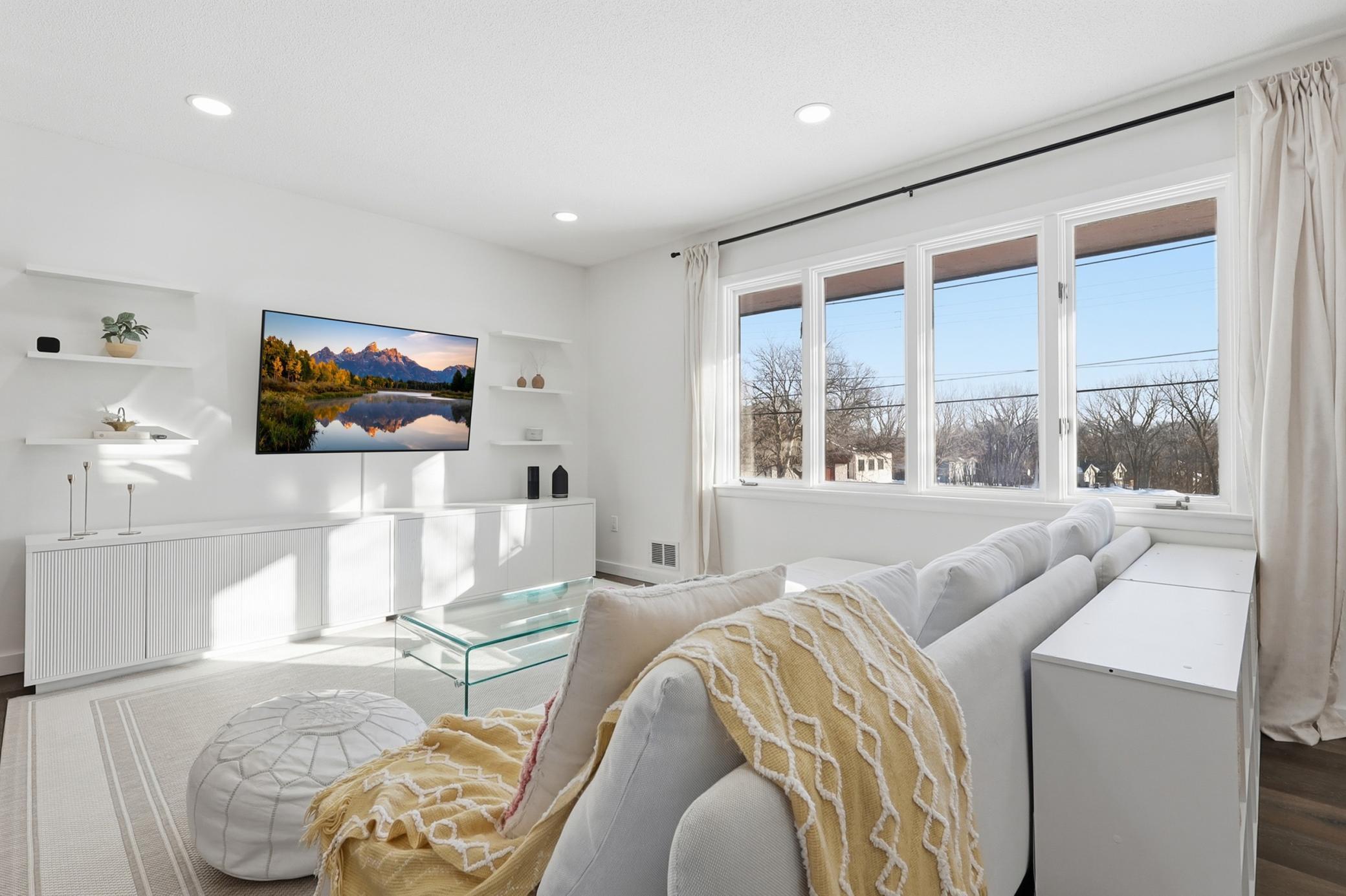 4222 Fairview Avenue Hopkins, MN 55343 - Photo 2 of 35