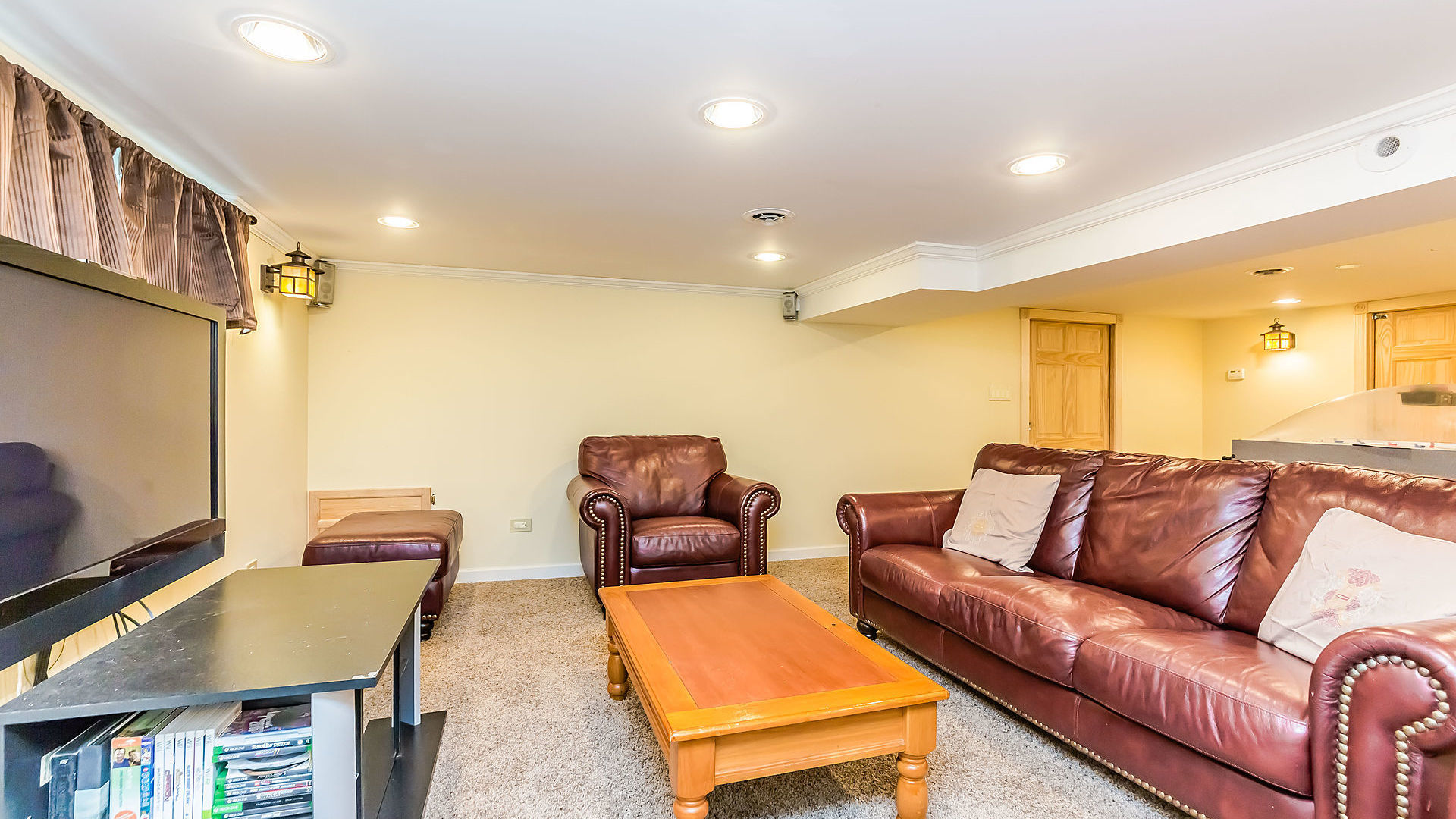 1012 Ridge Road Wilmette, IL 60091 - Photo 34 of 49