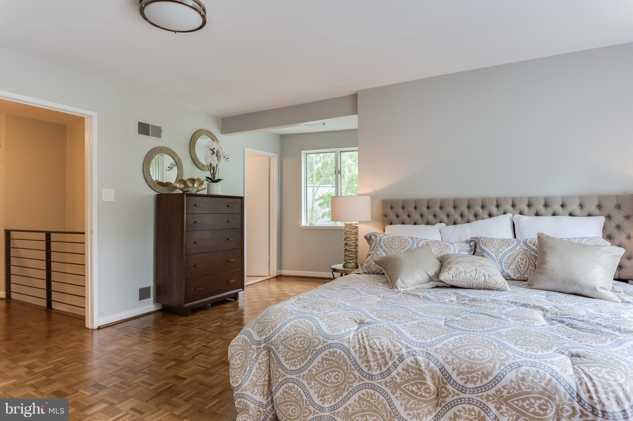 5305 Waneta Road Bethesda, MD 20816 - Photo 20 of 30 Bedroom (Master)