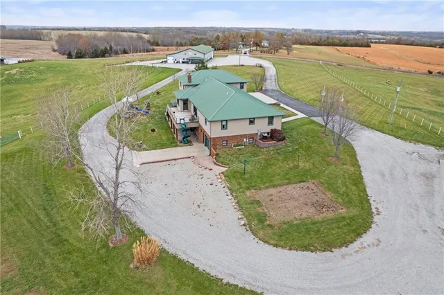 $1,450,000 | 3600 Northeast State Highway West, Unit RURAL, Weatherby, MO 64497