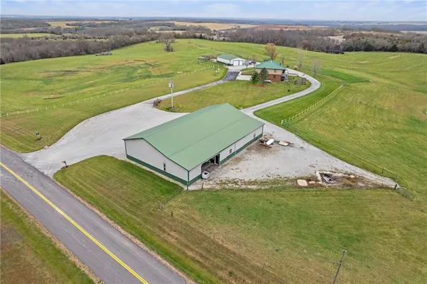 $1,450,000 | 3600 Northeast State Highway West, Unit RURAL, Weatherby, MO 64497