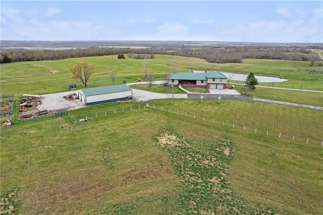 $1,450,000 | 3600 Northeast State Highway West, Unit RURAL, Weatherby, MO 64497