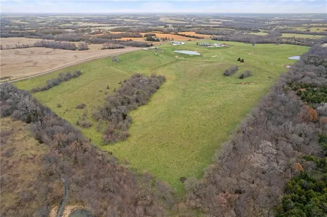 $1,450,000 | 3600 Northeast State Highway West, Unit RURAL, Weatherby, MO 64497