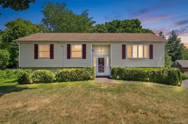 $569,000 | 2 Shirley Drive, Patterson, NY 12563