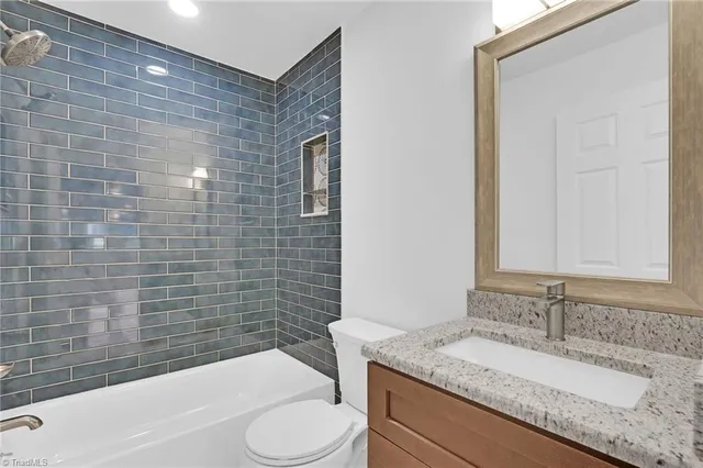 $328,900 | 837 Willow Place, High Point, NC 27260