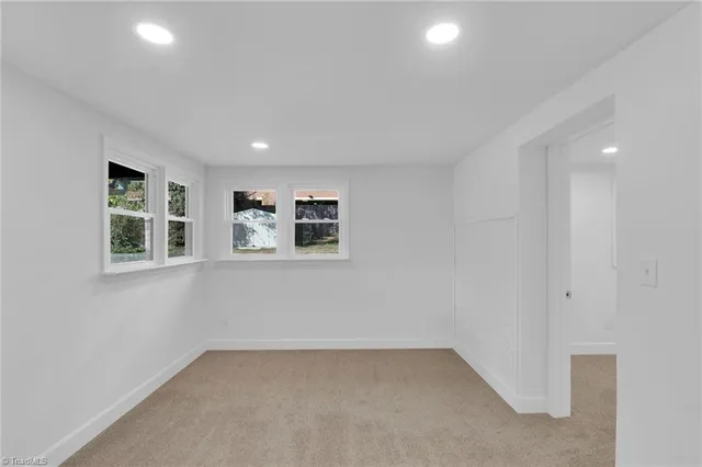 $328,900 | 837 Willow Place, High Point, NC 27260