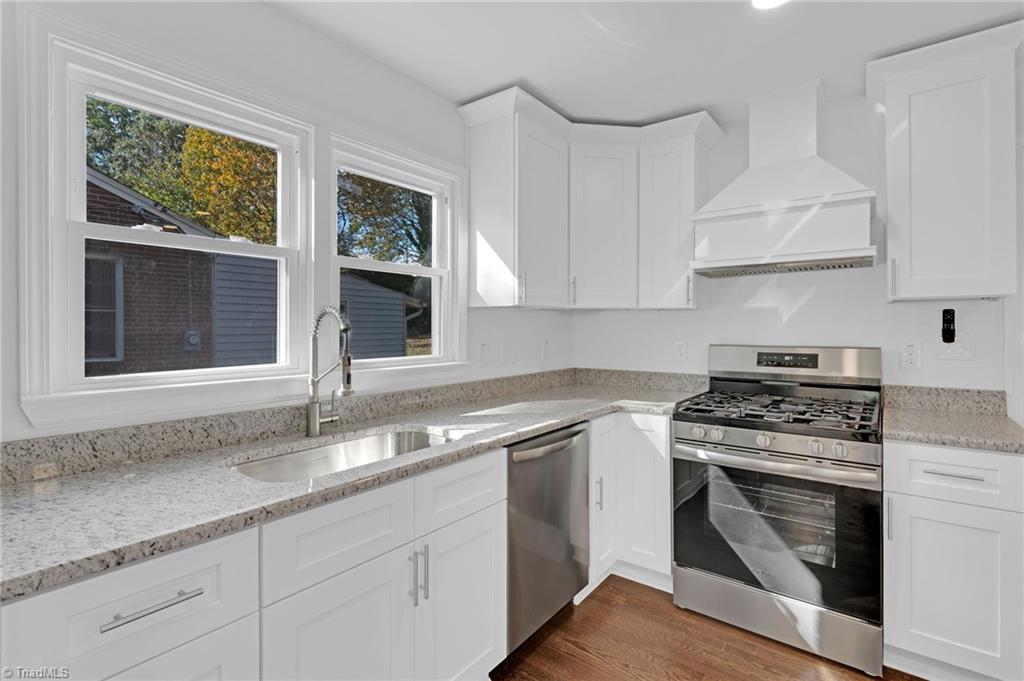 837 Willow Place High Point, NC 27260 - Photo 8 of 38